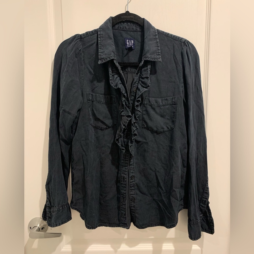 Gap Denim Women’s Size Small Button Down Long Sleeve Ruffle Soft Business Casual